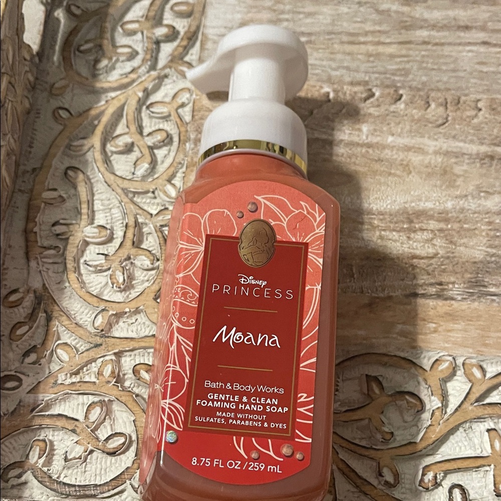 Disney Moana Red Foaming Hand Soap